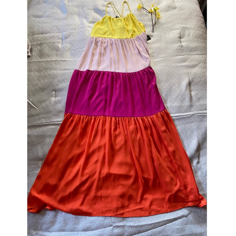 EXPRESS Color Block Maxi Dress - Picture 2 of 8